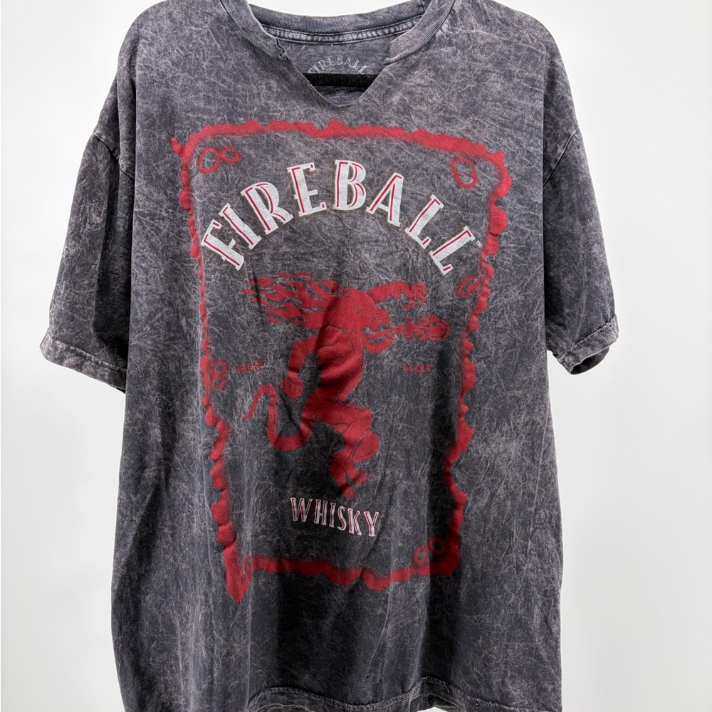 Fireball Whisky Distressed T-Shirt Black Size XL,‎ V-Neck Cut